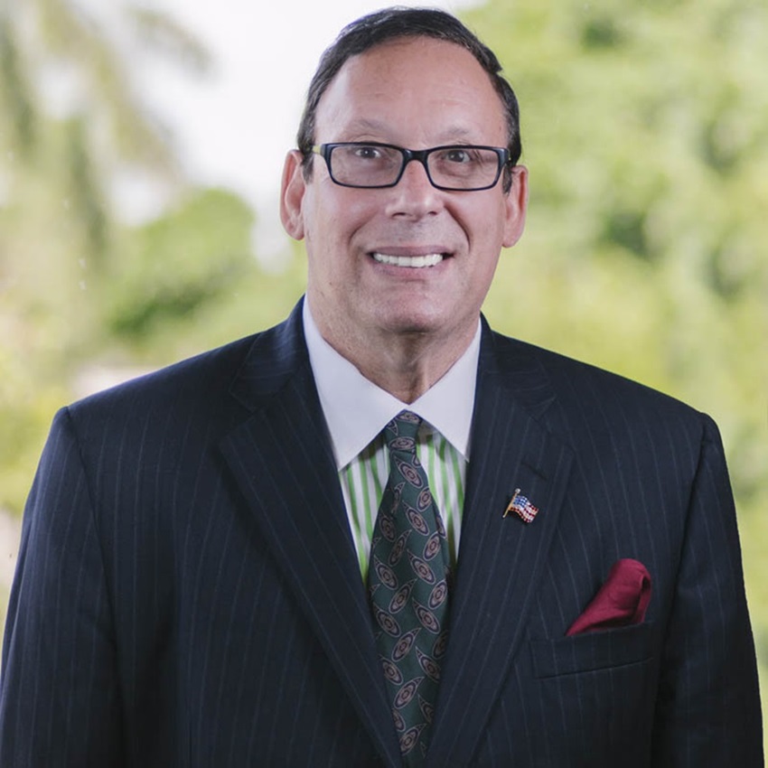 Kmart America's Iconic Retailer Closes Doors on Last U.S Store The